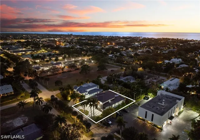 Photo 2 of Single family home for sale at 135 7th Street N, Naples, FL 34102 | MLS# 226031105 | Listing updated on 2026-10-01