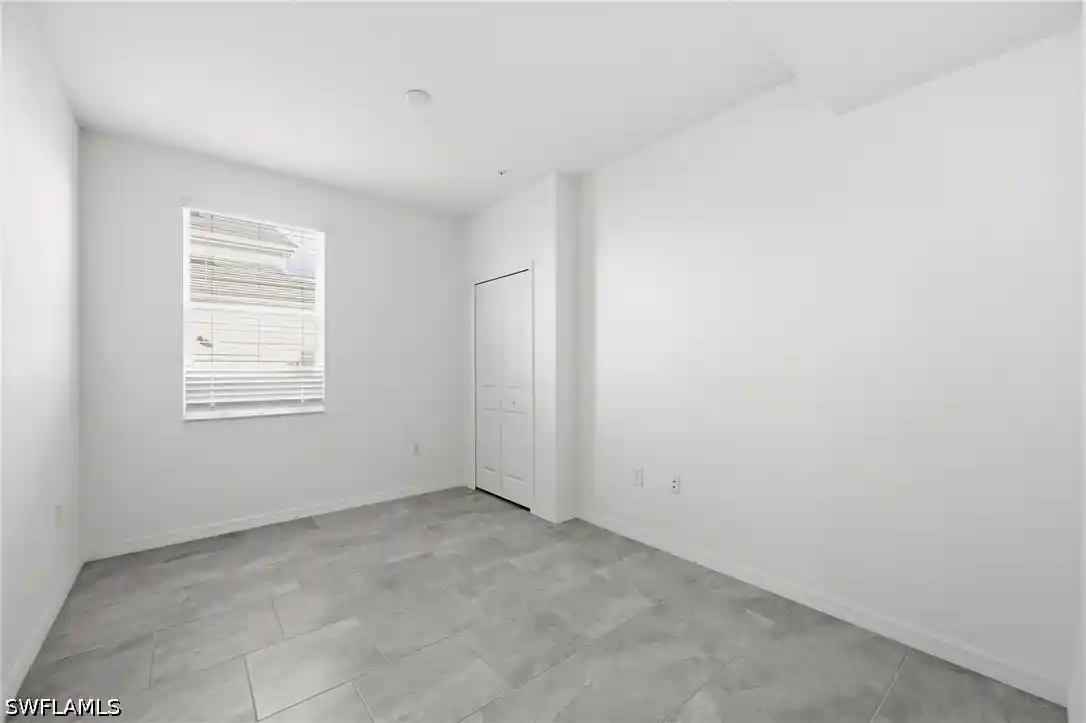 Listing Photo 2 - Condo for sale in 16365 Kingwood Ln located at 16365 Kingwood Ln, Punta Gorda, FL 33982 - Unit #1512