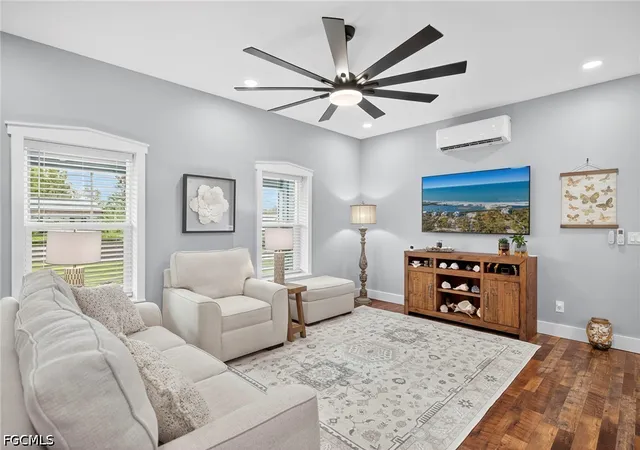 Photo 1 of Single family home for sale at 3824 Helms Ct, Fort Myers, FL 33905 | MLS# 2026039566 | Listing updated on 2026-10-12