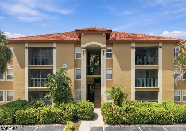 Photo 2 of Condo for sale at 8930 Colonnades Ct E #635, Bonita Springs, FL 34135 | MLS# 226033367 | Listing updated on 2026-09-19