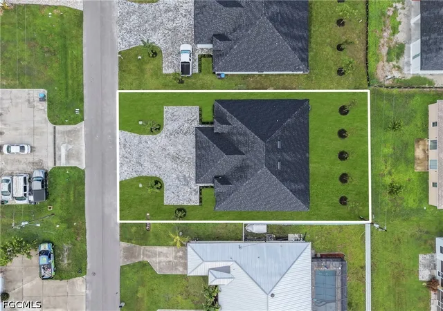 Photo 3 of Multi family home for sale at 255 Sw 3rd Terrace, Cape Coral, FL 33991 | MLS# 2026039603 | Listing updated on 2026-09-25