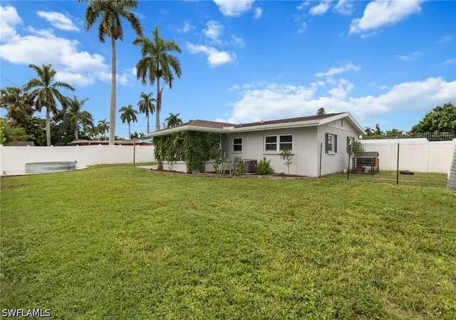 Photo 18 of Sale Pending at 1458 Byron Rd, Fort Myers, FL 33919 | MLS# 226033903 | Listing updated on 2026-09-23