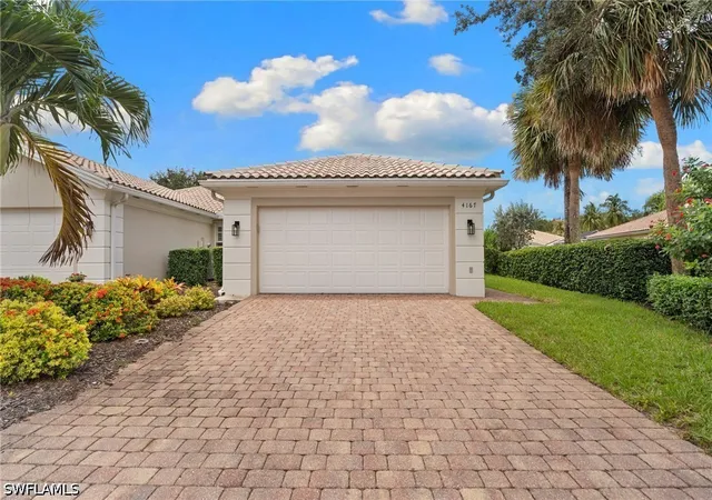 Photo 2 of Townhouse for sale at 4167 Saint George Ln, Naples, FL 34119 | MLS# 226030029 | Listing updated on 2026-10-04