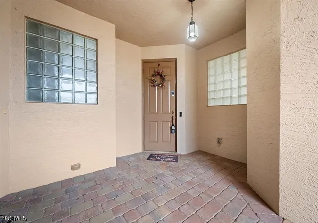 Photo 3 of Townhouse for sale at 4000 Cherrybrook Loop, Fort Myers, FL 33966 | MLS# 2026039733 | Listing updated on 2026-10-19