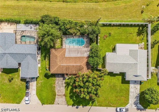 Photo 2 of Single family home for sale at 3142 41st Street Sw, Naples, FL 34116 | MLS# 226033923 | Listing updated on 2026-09-22