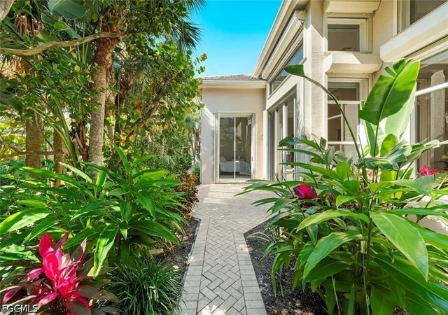 Photo 3 of Sale Pending at 5751 Baltusrol Ct, Sanibel, FL 33957 | MLS# 2026039741 | Listing updated on 2026-10-02