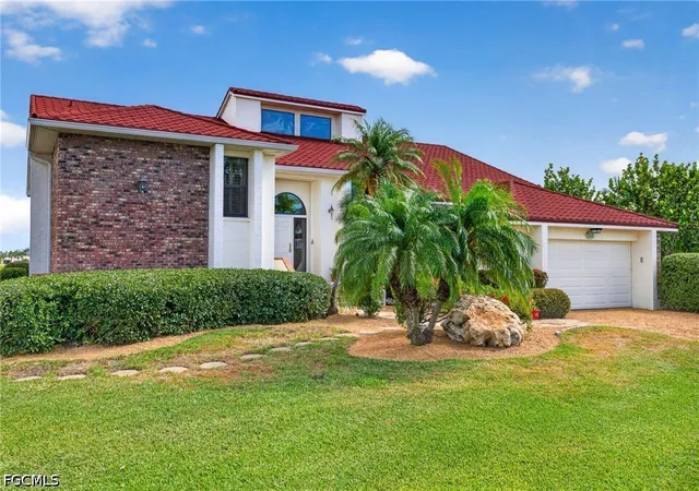 Photo 3 of Single family home for sale at 1057 Sand Castle Rd, Sanibel, FL 33957 | MLS# 2026039769 | Listing updated on 2026-10-22