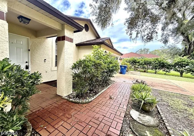 Photo 4 of Single family home for sale at 4029 Albany Rd, Labelle, FL 33935 | MLS# 2026039815 | Listing updated on 2026-10-06