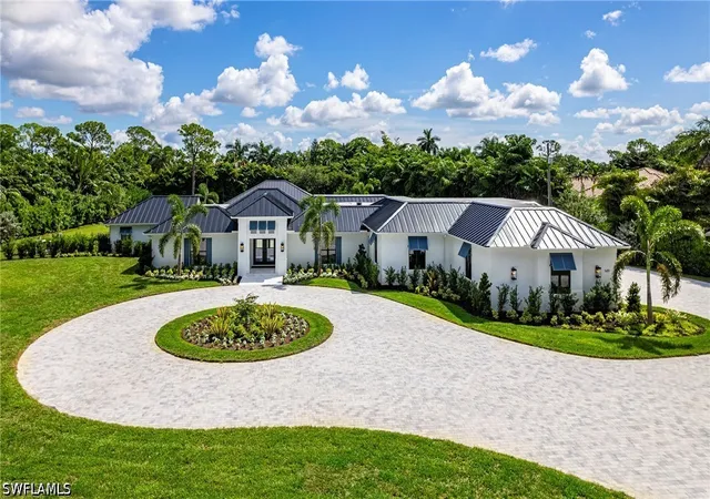 Photo 1 of Single family home for sale at 620 Carica Rd, Naples, FL 34108 | MLS# 226033404 | Listing updated on 2026-09-22