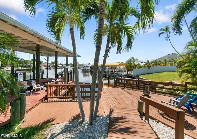 Photo 3 of Single family home for sale at 5161 Williams Dr, Fort Myers Beach, FL 33931 | MLS# 226033728 | Listing updated on 2026-09-22