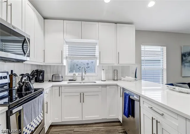 Photo 4 of Single family home for sale at 851 102nd Avenue N, Naples, FL 34108 | MLS# 226034146 | Listing updated on 2026-09-22