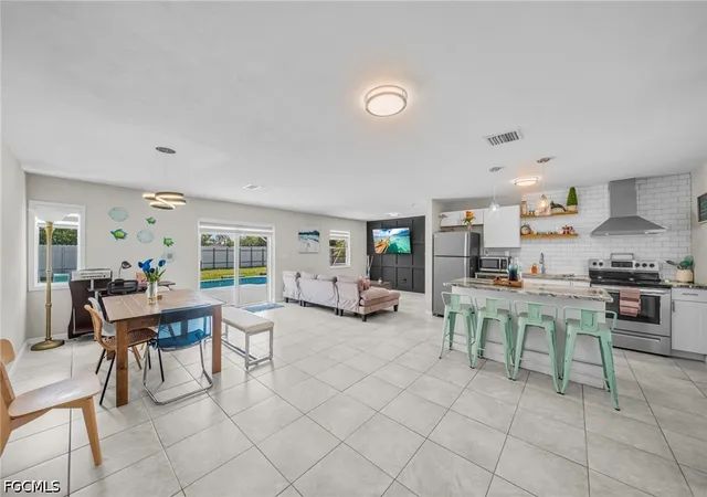 Photo 4 of Single family home for sale at 1032 NE Pine Is Ln, Cape Coral, FL 33909 | MLS# 2026039953 | Listing updated on 2026-10-28