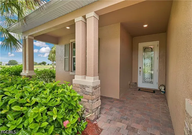 Photo 2 of Single family home for sale at 3153 Walnut Grv Ln, Alva, FL 33920 | MLS# 2026039967 | Listing updated on 2026-09-22