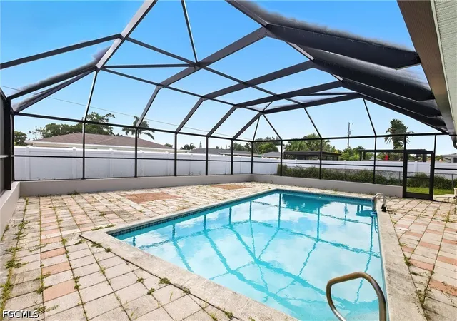 Photo 2 of Single family home for sale at 728 Tower Dr, Cape Coral, FL 33904 | MLS# 2026039998 | Listing updated on 2026-10-19