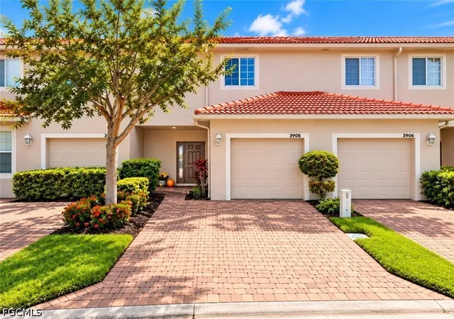 Photo 3 of Townhouse for sale at 3908 Cherrybrook Loop, Fort Myers, FL 33966 | MLS# 2026040222 | Listing updated on 2026-10-18