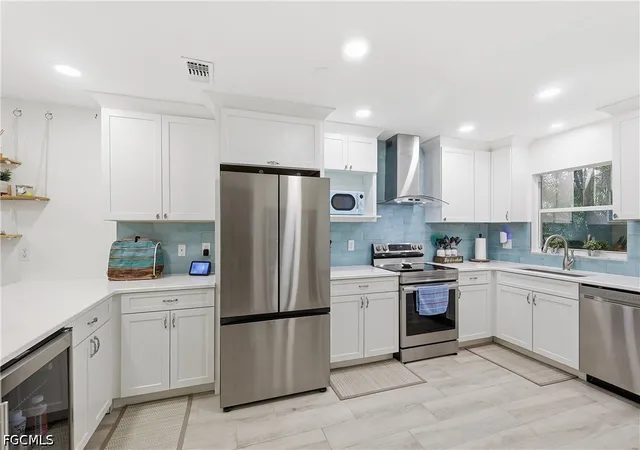 Listing Photo 1 - Condo for sale in building located at 1220 Se 40Th St, Cape Coral, FL 33904 - Unit #8
