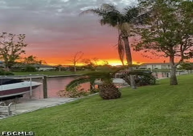 Listing Photo 4 - Condo for sale in building located at 1220 Se 40Th St, Cape Coral, FL 33904 - Unit #8