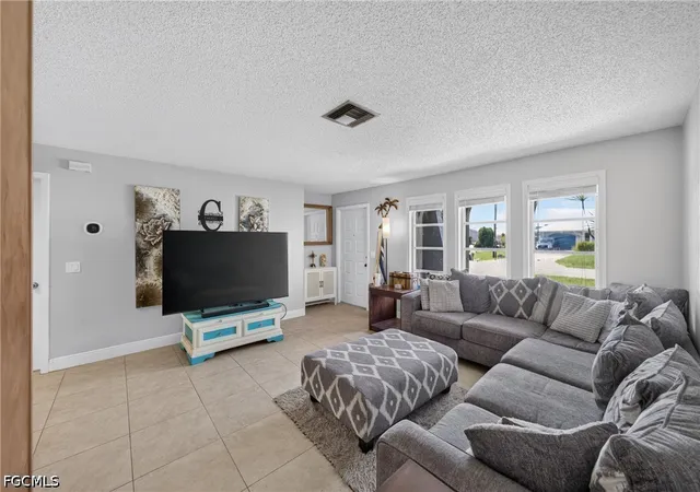 Photo 1 of Single family home for sale at 1523 SE 20th Place, Cape Coral, FL 33990 | MLS# 2026040566 | Listing updated on 2026-10-19