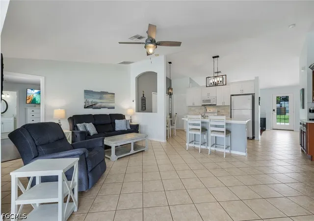 Photo 4 of Single family home for sale at 615 SW 39th Terrace, Cape Coral, FL 33914 | MLS# 2026040625 | Listing updated on 2026-10-29