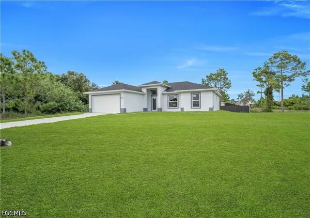 Photo 1 of Single family home for sale at 859 Chicago St, Lehigh Acres, FL 33974 | MLS# 2026040682 | Listing updated on 2026-10-20