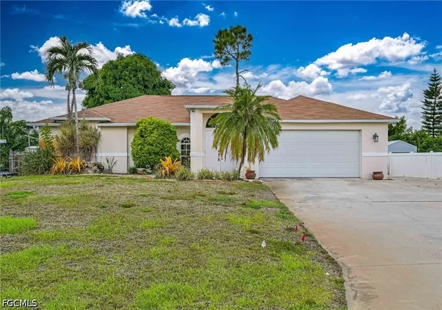 Photo 1 of Single family home for sale at 18222 Camellia Rd, Fort Myers, FL 33967 | MLS# 2026040781 | Listing updated on 2026-10-11