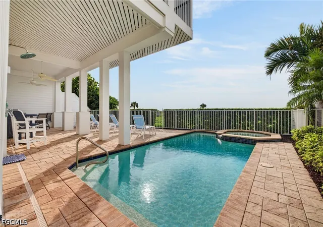 Photo 2 of Townhouse for sale at 431 Bella Vista Way E, Sanibel, FL 33957 | MLS# 2026040804 | Listing updated on 2026-10-19