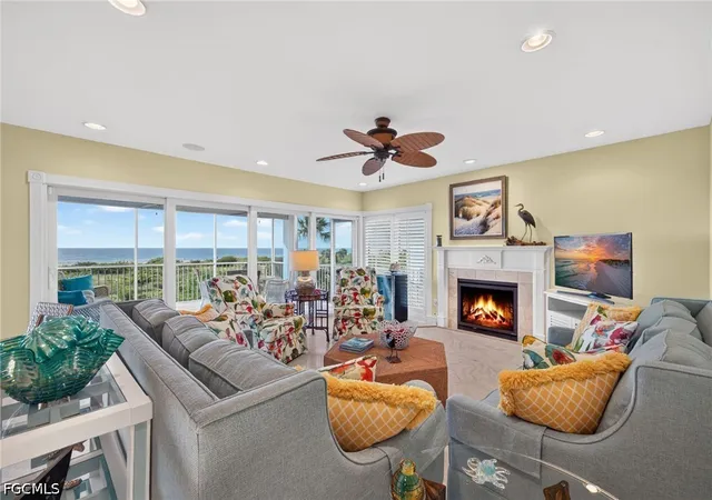 Photo 4 of Townhouse for sale at 431 Bella Vista Way E, Sanibel, FL 33957 | MLS# 2026040804 | Listing updated on 2026-10-19