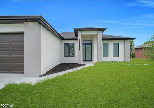 Photo 2 of Sale Pending at 2611 39th Street SW, Lehigh Acres, FL 33976 | MLS# 2026040900 | Listing updated on 2026-10-16