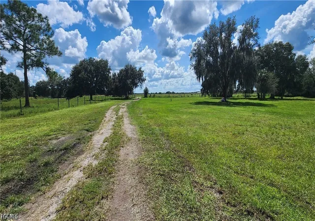 Manufactured home for sale at 4634 Loblolly Bay Rd, Labelle, FL 33935 | MLS# 2026040987
