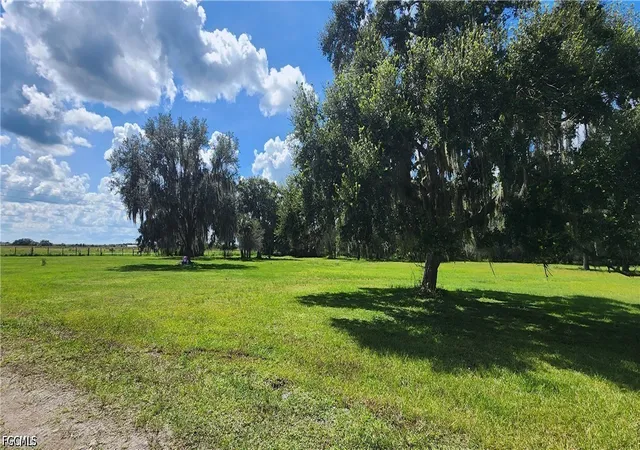 Photo 2 of Manufactured home for sale at 4634 Loblolly Bay Rd, Labelle, FL 33935 | MLS# 2026040987 | Listing updated on 2026-10-09