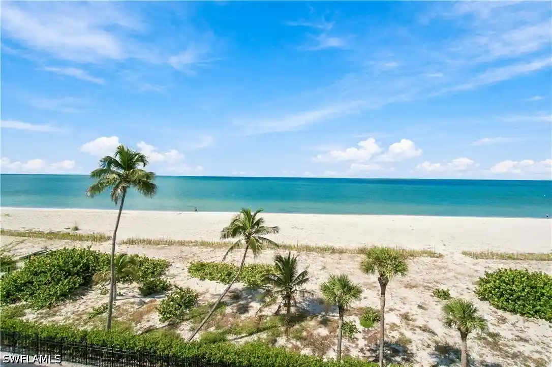 Listing Photo 2 - Condo for sale in 26300 Hickory Blvd located at 26300 Hickory Blvd, Bonita Springs, FL 34134 - Unit #506