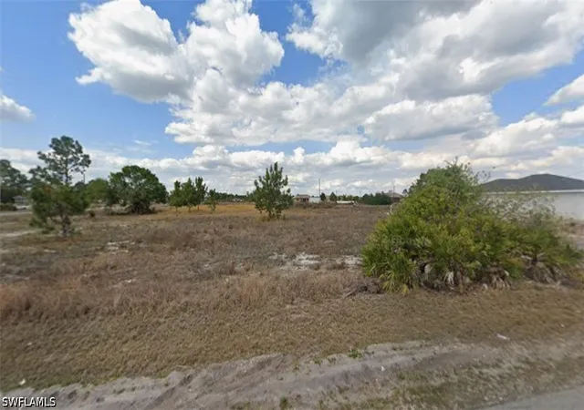 Photo 1 of Sale Pending at 2710 20th Street Sw, Lehigh Acres, FL 33976 | MLS# 226035254 | Listing updated on 2026-10-09