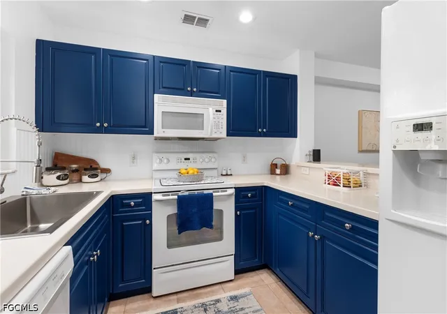 Photo 2 of Townhouse for sale at 9455 Ivy Brk Run #1003, Fort Myers, FL 33913 | MLS# 2026041227 | Listing updated on 2026-10-19