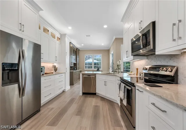 Photo 4 of Single family home for sale at 9303 Oak Strand Dr, Estero, FL 34135 | MLS# 226033651 | Listing updated on 2026-10-19