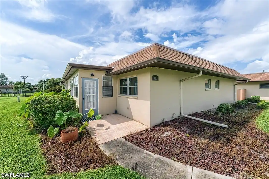 Listing Photo 1 - Condo for sale in 1500 Popham Dr located at 1500 Popham Dr, Fort Myers, FL 33919 - Unit #A16