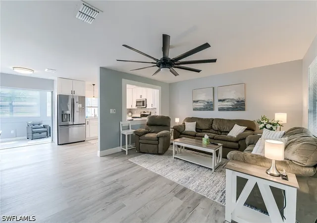 Listing Photo 5 - Condo for sale in building located at 1500 Popham Dr, Fort Myers, FL 33919 - Unit #A16