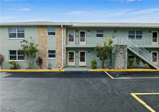 Photo 1 of Condo for sale at 928 Se 46th Street #1A, Cape Coral, FL 33904 | MLS# 2026041687 | Listing updated on 2026-10-12