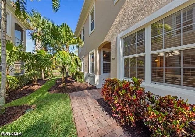 Listing Photo 5 - Condo for sale in building located at 28063 Sosta Ln, Bonita Springs, FL 34135 - Unit #1