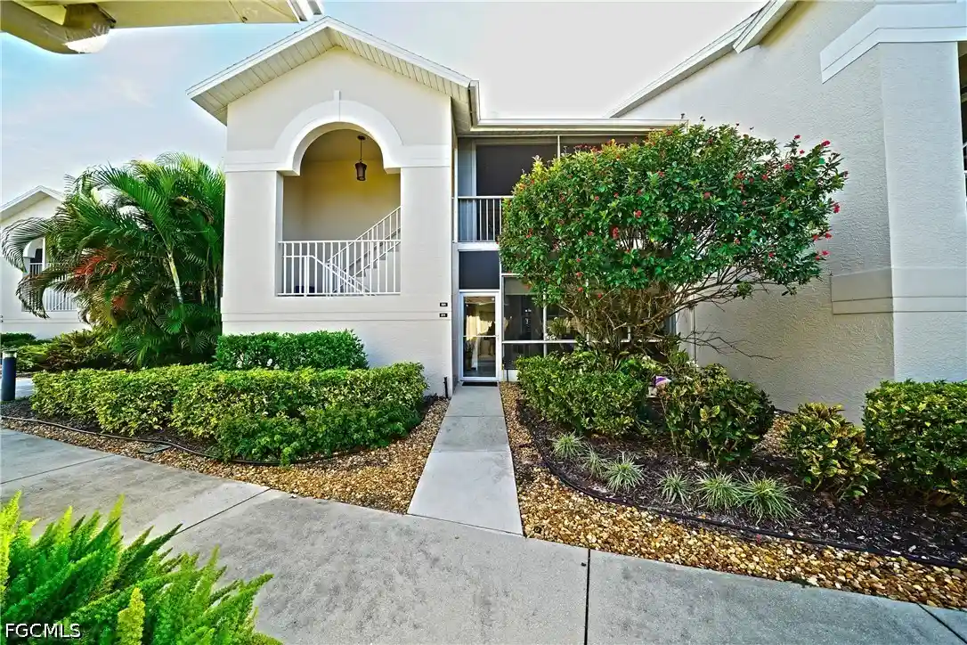 Listing Photo 1 - Condo for sale in 14541 Hickory Hl Ct located at 14541 Hickory Hl Ct, Fort Myers, FL 33912 - Unit #211