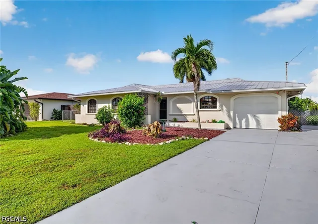 Photo 3 of Single family home for sale at 3754 Se 1st Place, Cape Coral, FL 33904 | MLS# 2026041809 | Listing updated on 2026-10-19