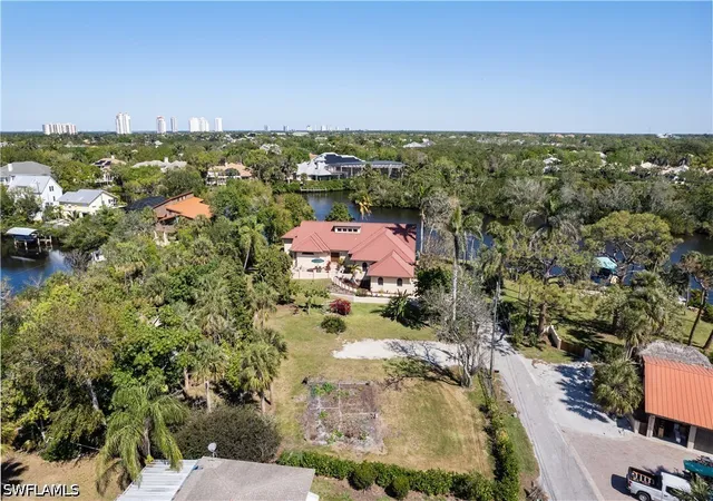 Photo 3 of Single family home for sale at 27557 Shore Dr, Bonita Springs, FL 34134 | MLS# 226033735 | Listing updated on 2026-10-21