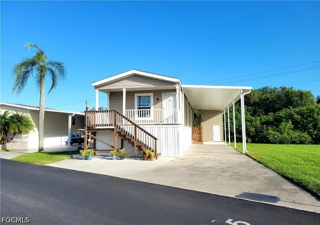 Manufactured home for sale at 8 Shoreland Dr, Fort Myers, FL 33905 | MLS# 2026041919