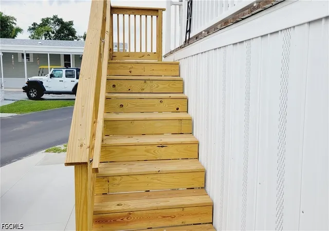 Photo 2 of Manufactured home for sale at 8 Shoreland Dr, Fort Myers, FL 33905 | MLS# 2026041919 | Listing updated on 2026-10-12