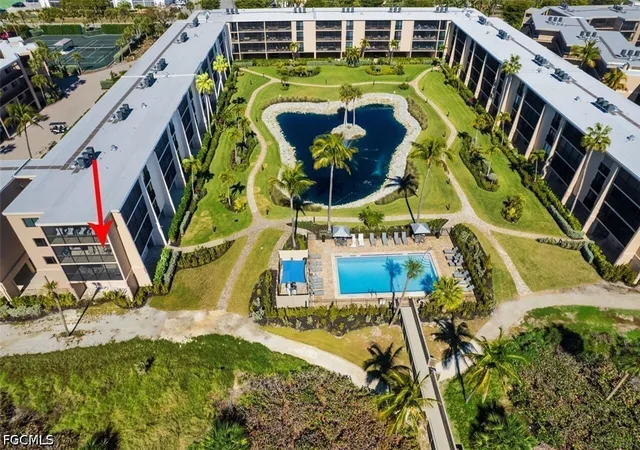Listing Photo 2 - Condo for sale in building located at 1401 Middle Gulf Dr, Sanibel, FL 33957 - Unit #306-O