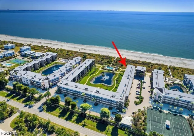 Listing Photo 4 - Condo for sale in building located at 1401 Middle Gulf Dr, Sanibel, FL 33957 - Unit #306-O