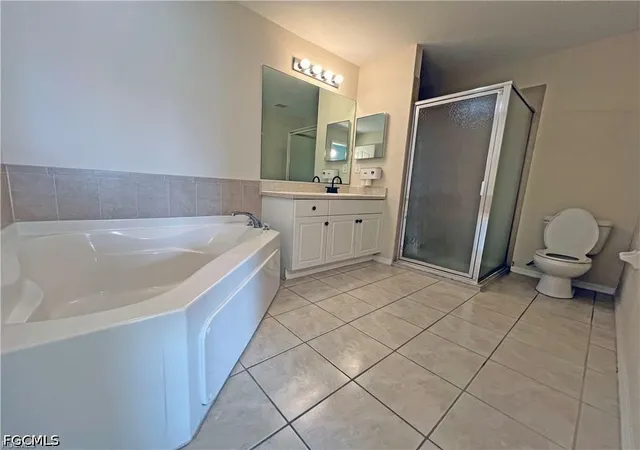 Photo 1 of Single family home for sale at 10 NE 20th Street, Cape Coral, FL 33909 | MLS# 2026041972 | Listing updated on 2026-10-09