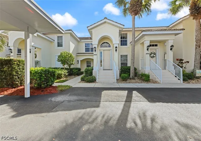 Listing Photo 2 - Condo for sale in building located at 10117 Colonial Country Clb Blvd, Fort Myers, FL 33913 - Unit #2003