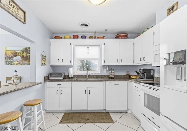 Listing Photo 5 - Condo for sale in building located at 14919/921 Wise Wy, Fort Myers, FL 33905