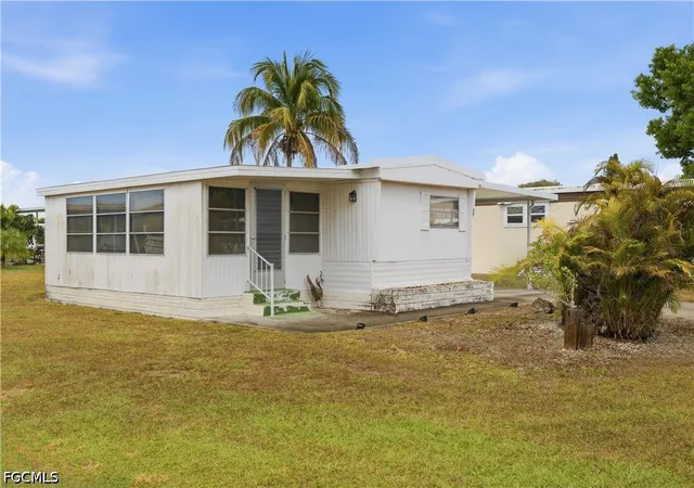 Photo 2 of Sale Pending at 9292 Duke Rd, Bonita Springs, FL 34135 | MLS# 2026042304 | Listing updated on 2026-10-17