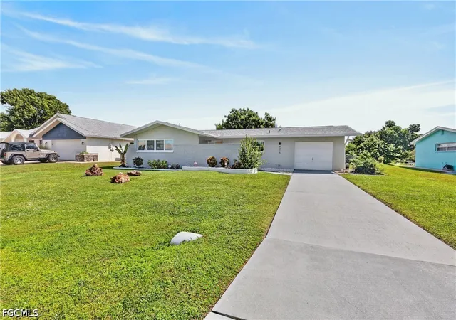 Photo 2 of Single family home for sale at 4015 Se 1st Place, Cape Coral, FL 33904 | MLS# 2026042450 | Listing updated on 2026-10-19